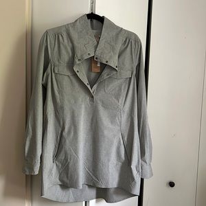 Duluth Trading Company Gray Sol Survivor Tunic